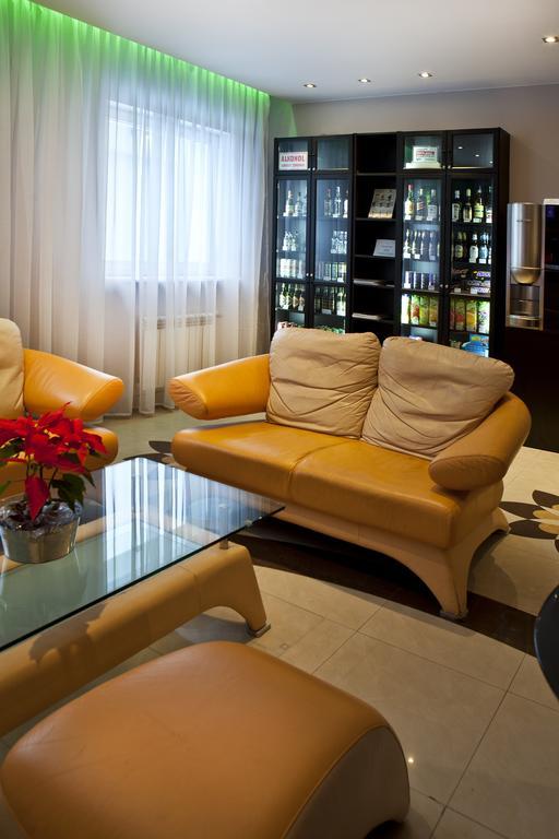 Nu Hotel Łódź Esterno foto