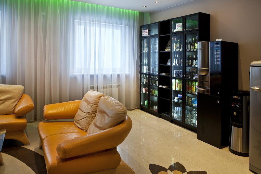 Nu Hotel Łódź Esterno foto