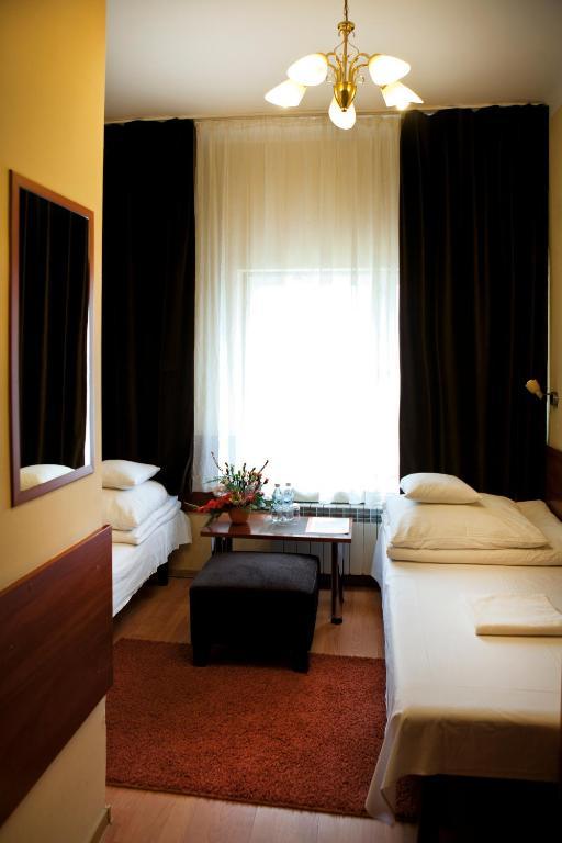 Nu Hotel Łódź Esterno foto