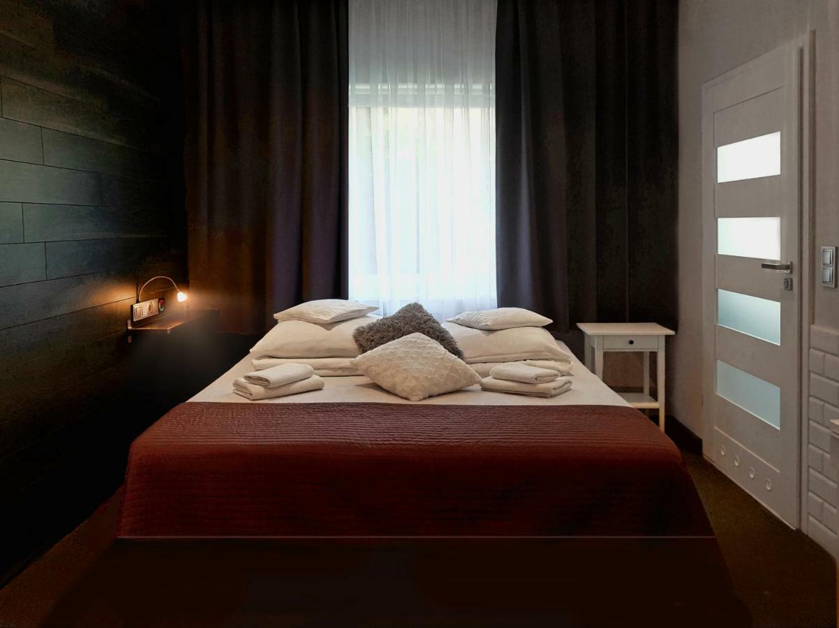 Nu Hotel Łódź Esterno foto