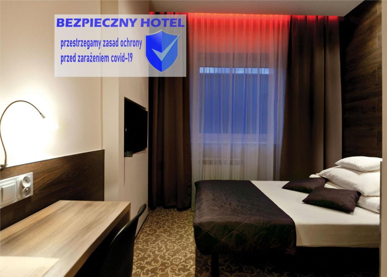 Nu Hotel Łódź Esterno foto